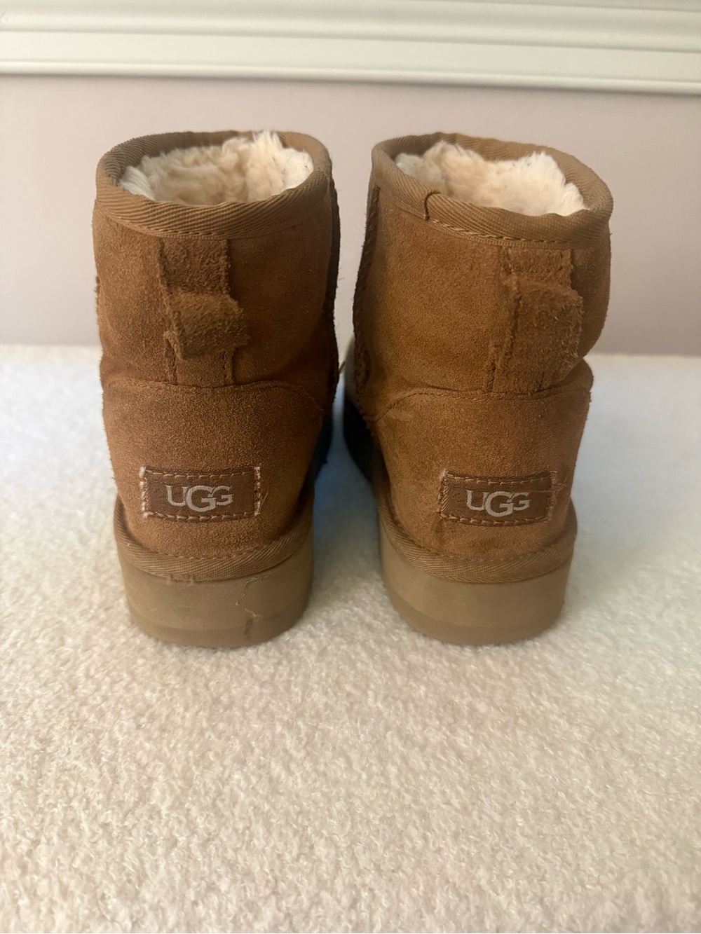 Authentic UGG boots - Picture 3 of 6